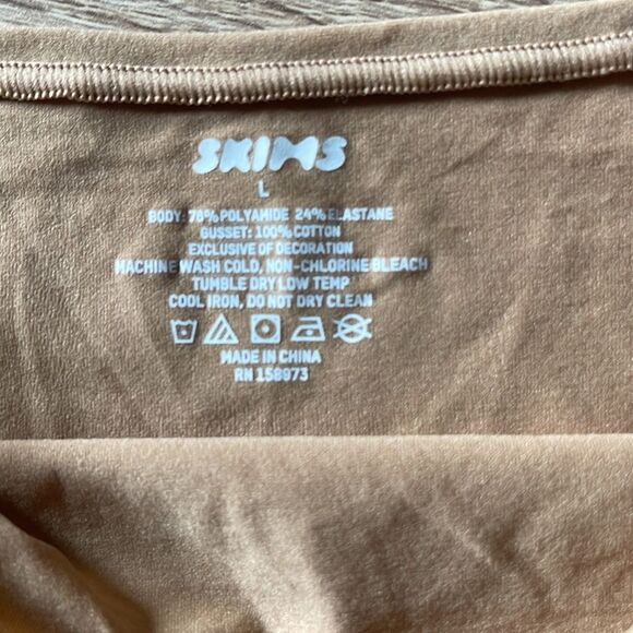 (2) NEW skims panties bundle cream L,M - Picture 6 of 11